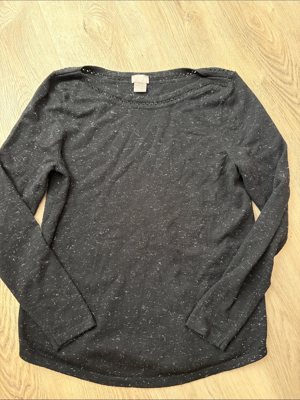 Chico's Black Silver Metallic Shimmer Knit Sweater Cashmere Blend Size 0 S cozy